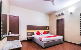 Townhouse Oak Krishna Nagar Formerly Hotel Aqua